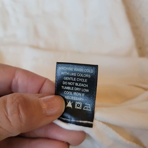 Max Studio Cream Cold Shoulder Blouse NEW - Picture 7 of 7